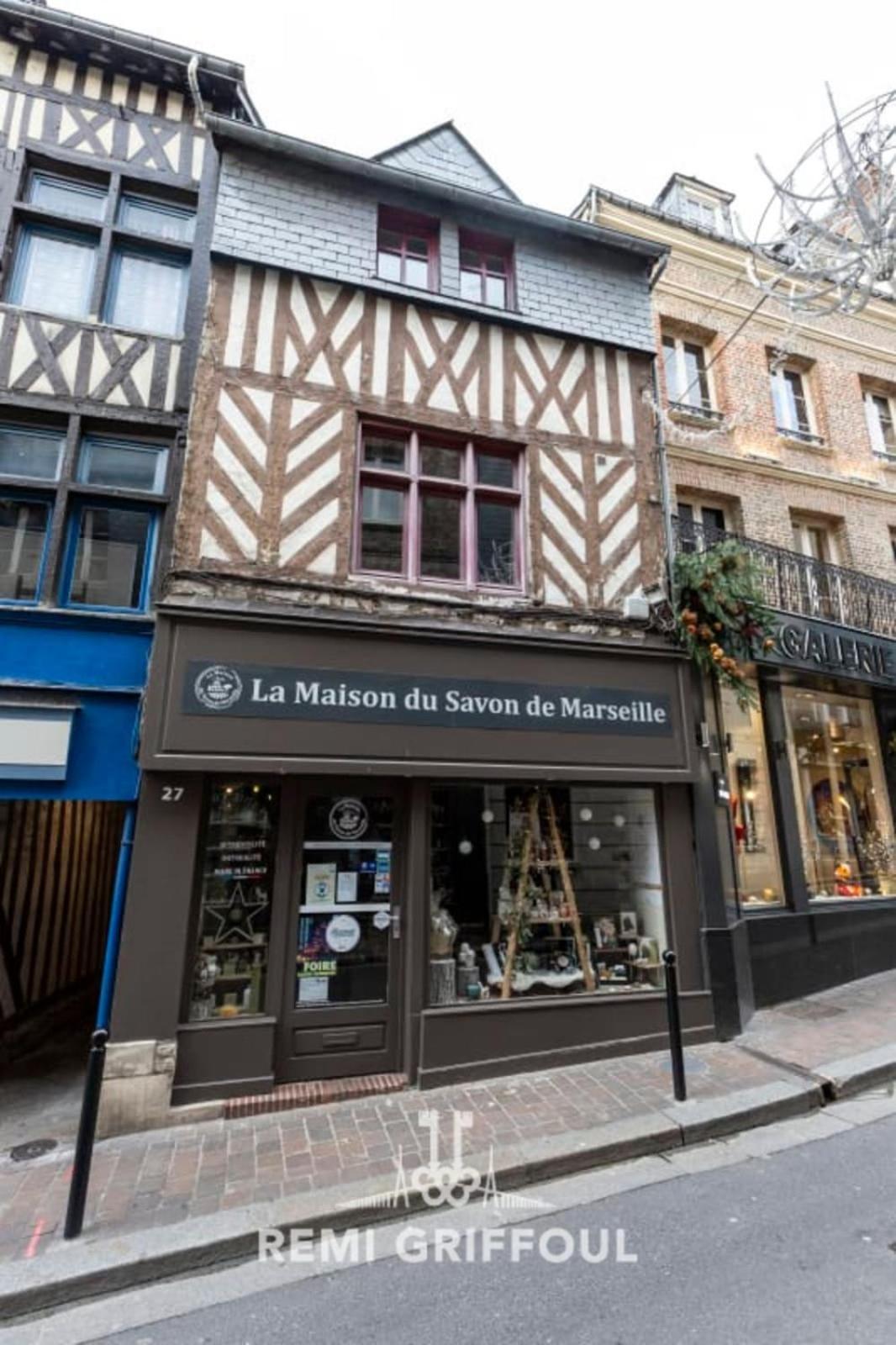Apartamento Le Reve D'Alice Charming Duplex 80 M 4 People Heart Of Honfleur Exterior foto